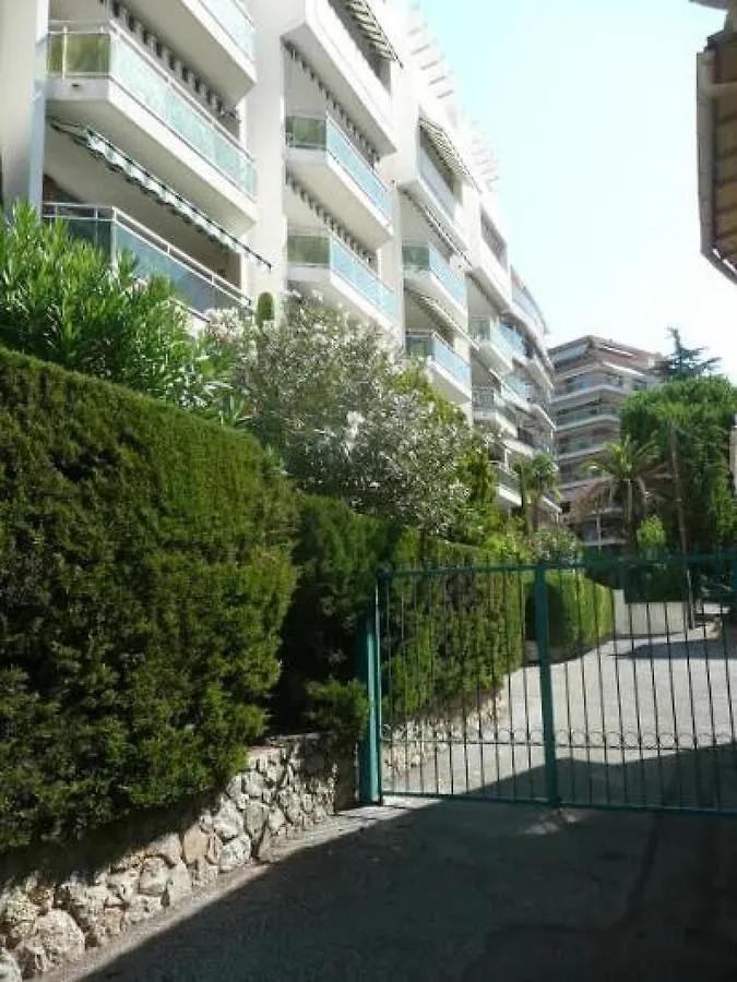 Velasquez One Bed Cannes