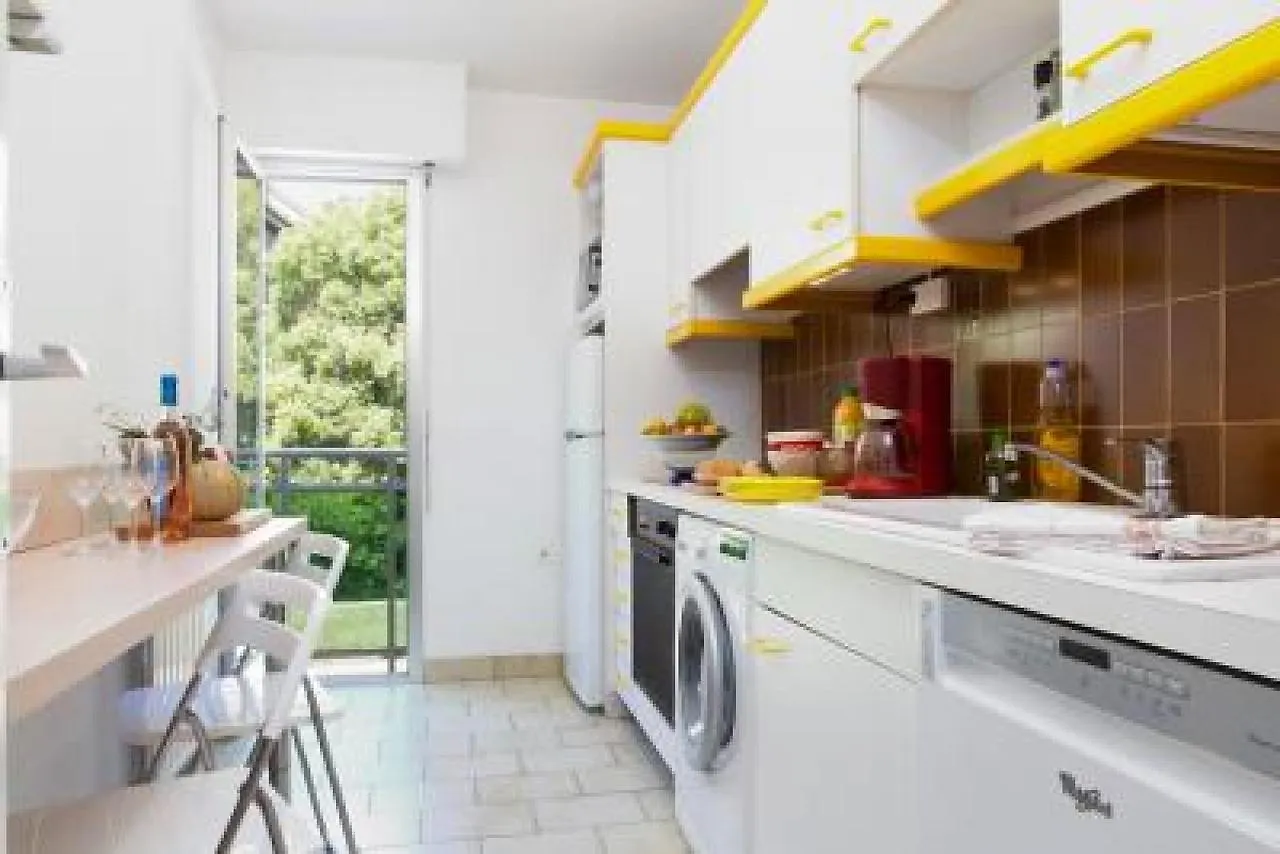Velasquez One Bed Cannes Apartment